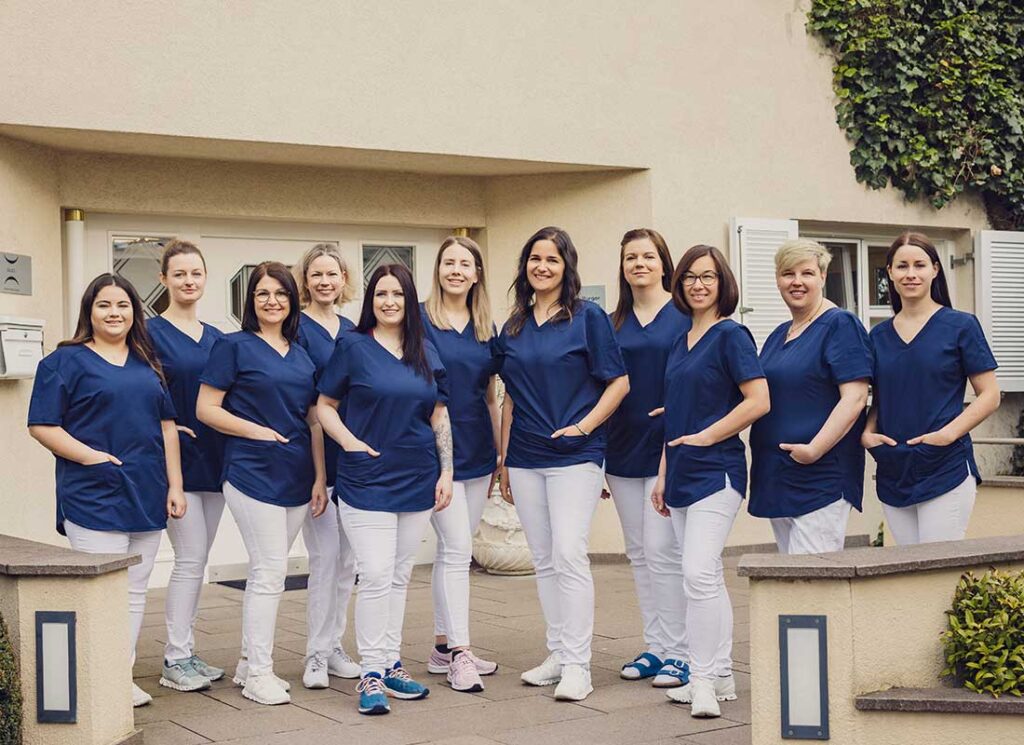 Zahnmedizinisches Institut Dr. Burger & Partner – professionelle Zahnhygiene Team